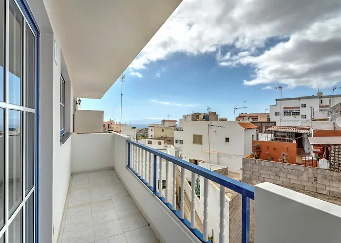 Retama * Costa Adeje (Tenerife)