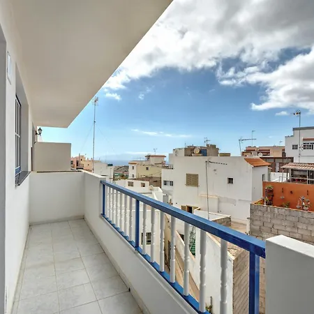 Retama * Costa Adeje (Tenerife)